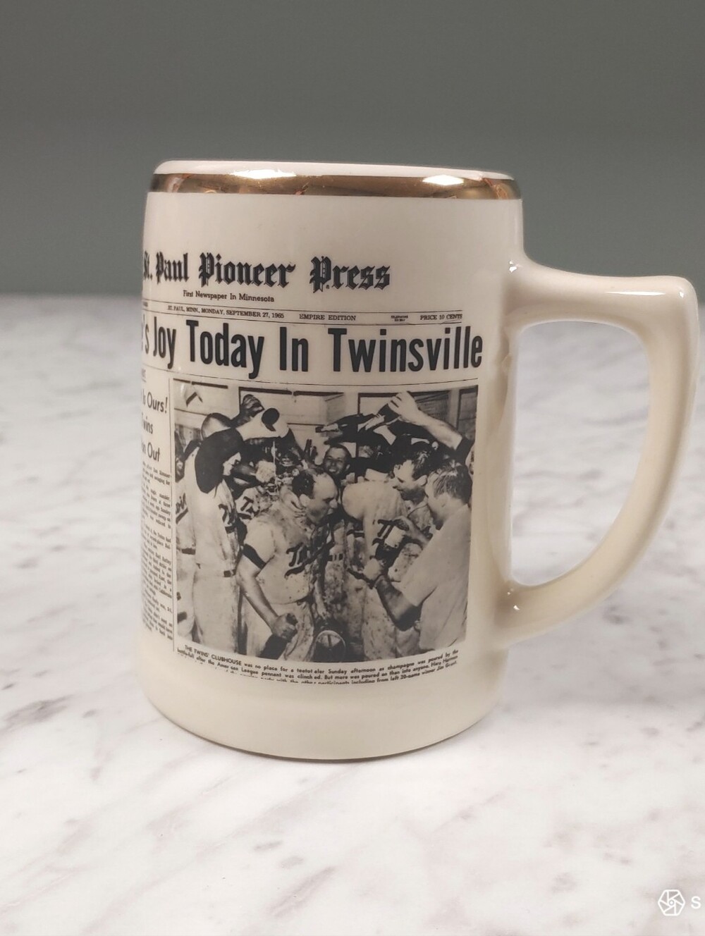 Vtg Pioneer Press 1965 MN twin champion sport Ceramic cream Gold Rim beer stein